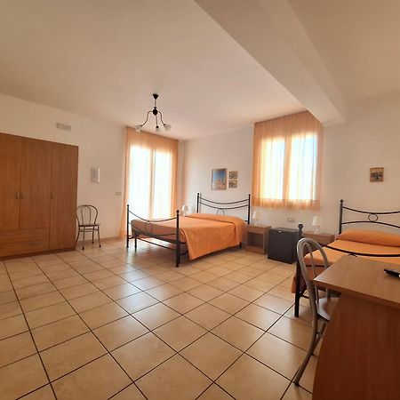 Fragolina B&B フルチ・シークロ エクステリア 写真