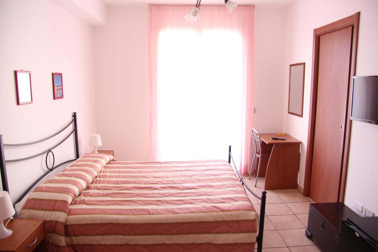 Fragolina B&B フルチ・シークロ エクステリア 写真
