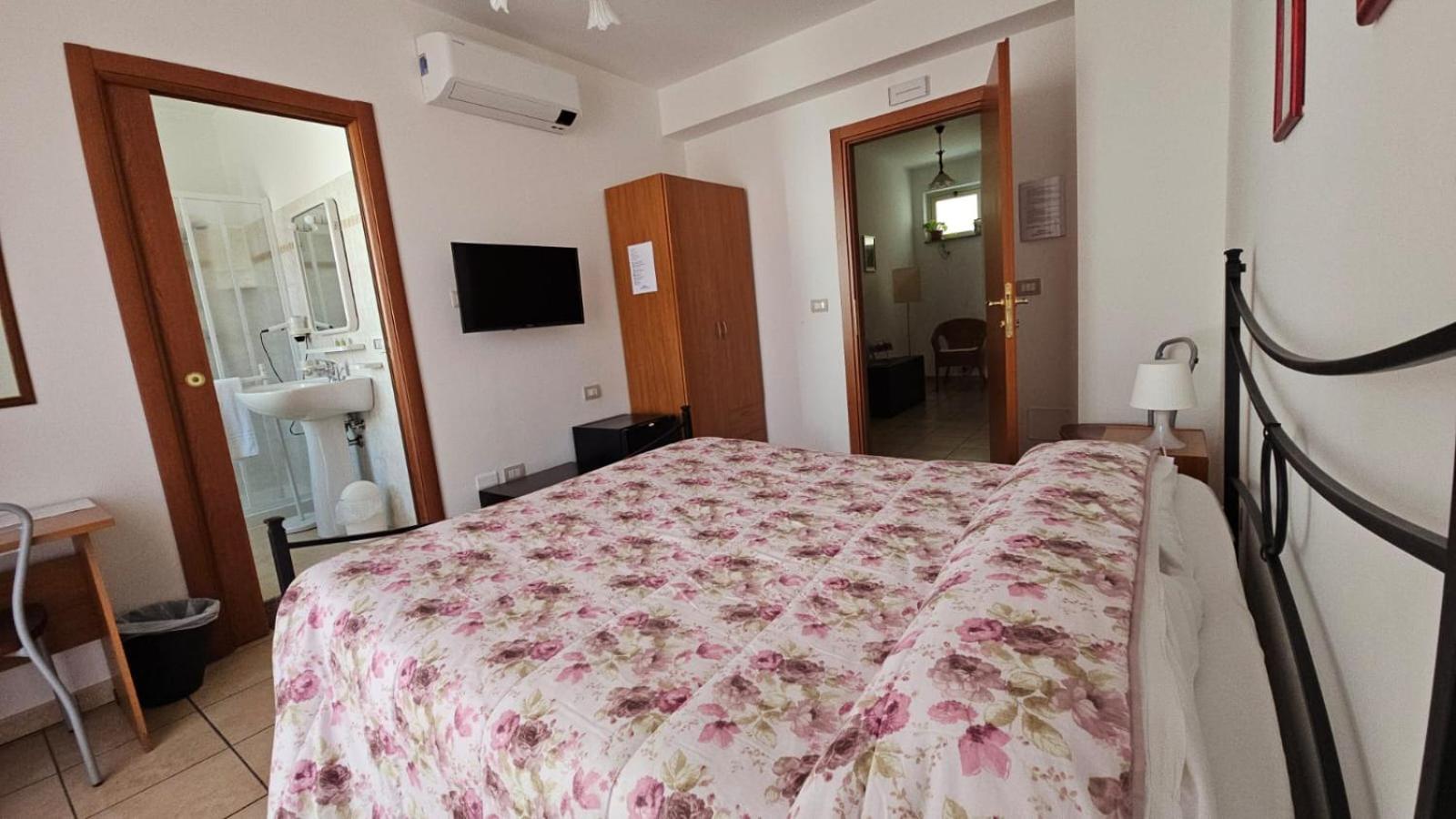 Fragolina B&B フルチ・シークロ エクステリア 写真